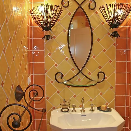 Beautiful With Swimming Pool In Sur Mer קבלייר-סור-מר
